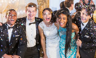 Preparing for Prom: Navigating the Exciting (but Sometimes Nerve-racking) World of Prom Season